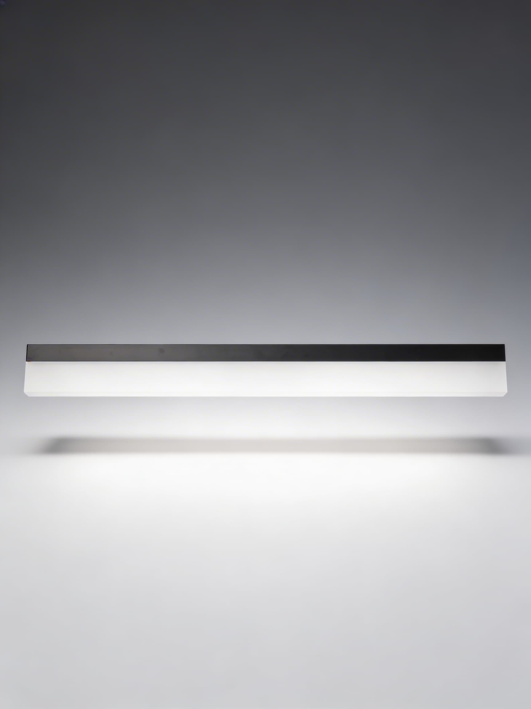 Mirrors & Vanity Lighting